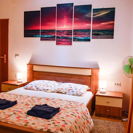 Charming Marine Style Apartment Cres Exteriér fotografie